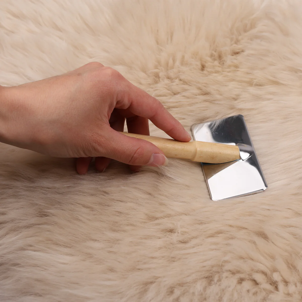 Set Washing Detergent + Sheepskin Brush - Image 3