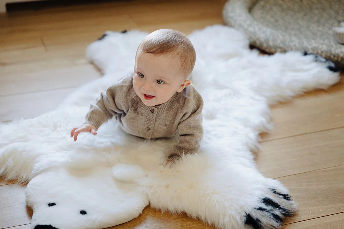 Polar Bear Rug | New Zealand | 130x80 cm - Image 3
