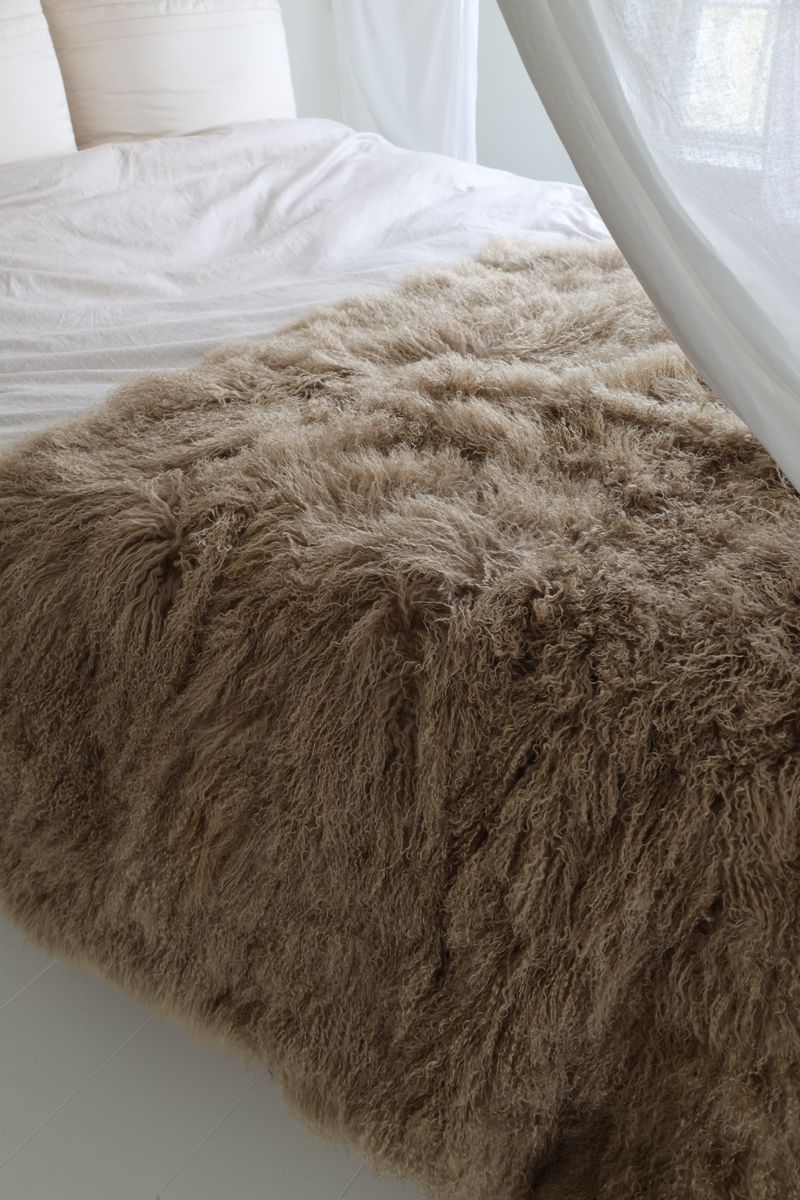 Throw of Curly Mongolian Sheepskin |140x180 cm - Image 16